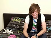Cute country lad Tyler stars in his 1st ever solo!! Tyler is the typical emo, Cute, Long hair, piercings, slender and adorable sneakers boys fetish ga